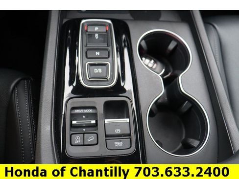 Certified 2025 Honda Pilot EX-L image 18