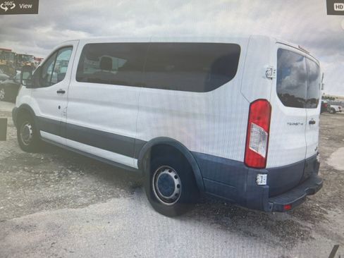 Used 2017 Ford Transit 150 XL RWD image 3