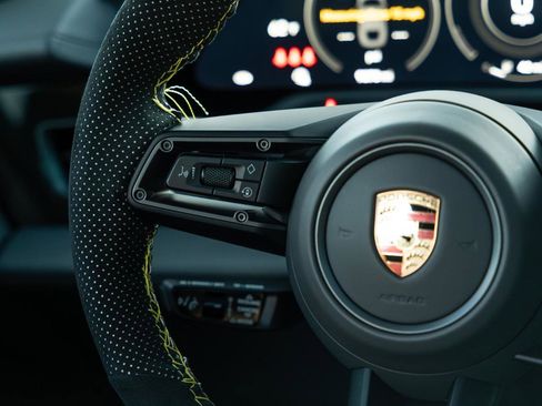 Used 2022 Porsche Taycan Turbo S image 57