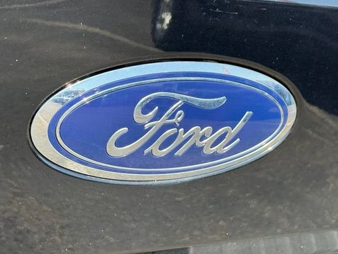 Used 2016 Ford F150 Lariat w/ Equipment Group 502A Luxury AWD/4WD image 24