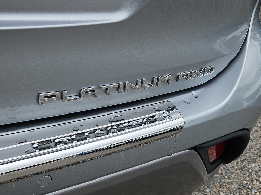 Used 2021 Toyota Highlander Platinum AWD/4WD image 12