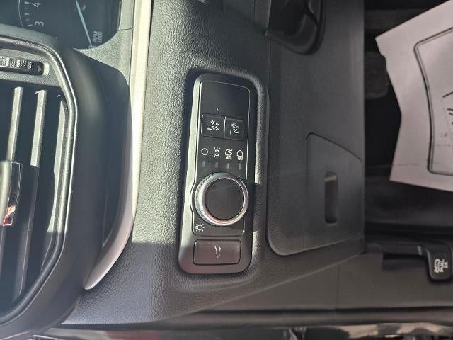Used 2023 Ford Explorer XLT AWD/4WD image 15