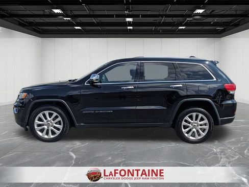 Used 2017 Jeep Grand Cherokee Limited AWD/4WD image 2