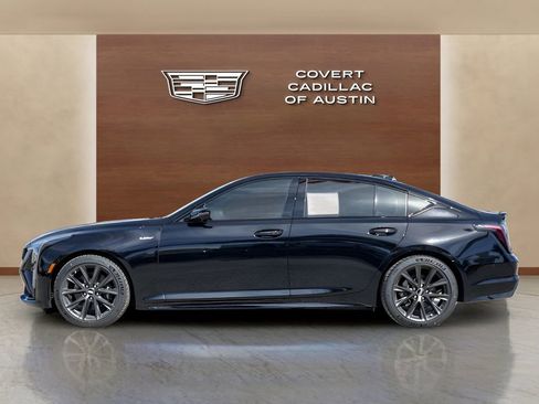 New 2026 Cadillac CT5 V image 4