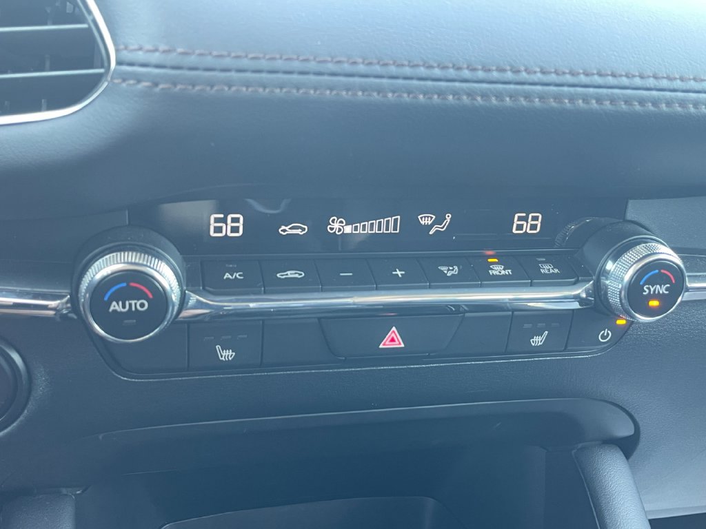 Used 2025 MAZDA MAZDA3 s FWD image 27