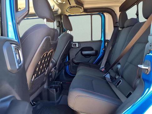 Used 2020 Jeep Gladiator Rubicon image 14