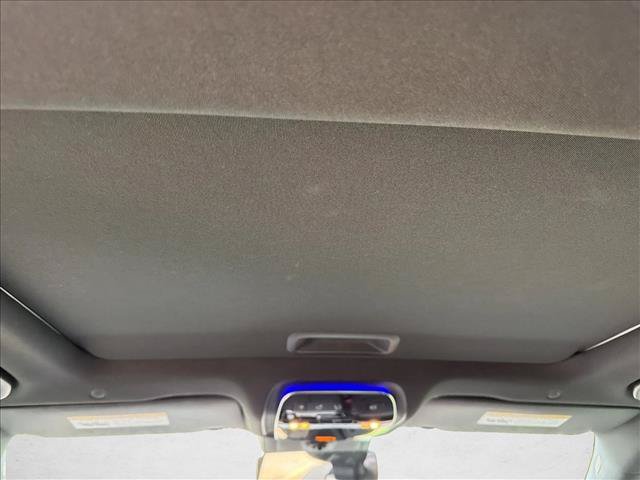 Used 2024 Mercedes-Benz C 300 Sedan image 12
