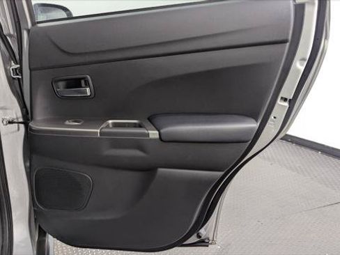 Used 2024 Mitsubishi Outlander Sport SE AWD/4WD image 17