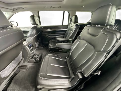 Used 2023 Jeep Grand Cherokee L Limited RWD image 25