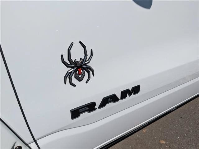Used 2022 RAM 1500 Big Horn AWD/4WD image 10