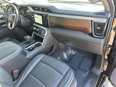 Used 2024 GMC Sierra 1500 Denali w/ Denali Reserve Package image 29