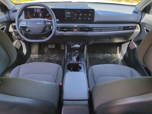 Certified 2025 Kia K4 LX image 14