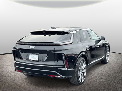 Certified 2024 Cadillac Lyriq Luxury w/ LPO, Floor Liner Package image 26