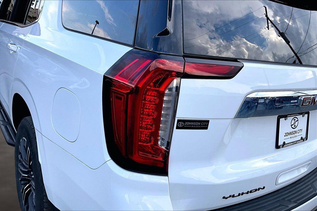 Used 2024 GMC Yukon SLE w/ Gmc Pro Safety Plus Package AWD/4WD image 31