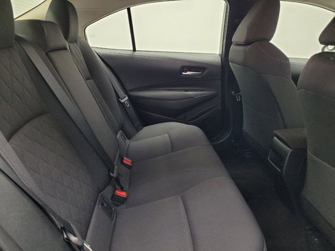 Used 2020 Toyota Corolla LE FWD image 19