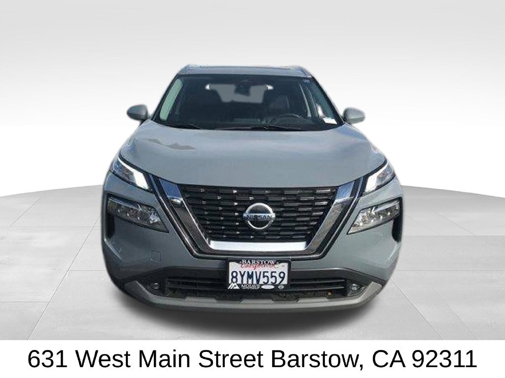 Used 2021 Nissan Rogue SL FWD image 2