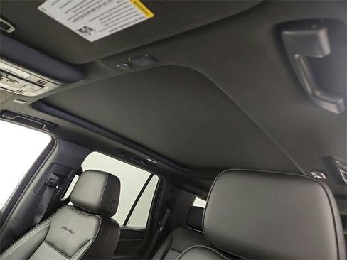 Used 2023 GMC Yukon Denali w/ Max Trailering Package image 19