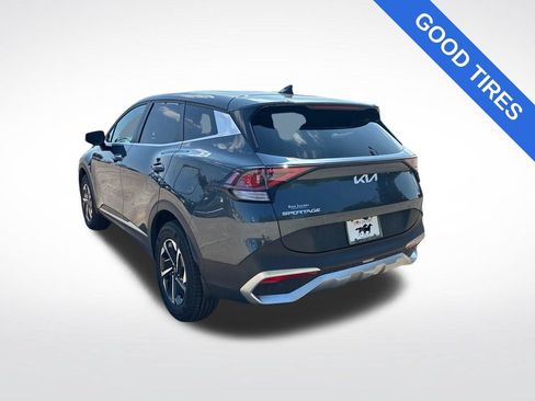 Used 2023 Kia Sportage LX AWD/4WD image 5