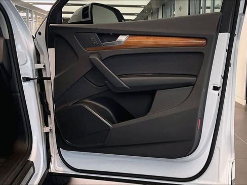 Certified 2023 Audi Q5 2.0T Premium w/ Convenience Package image 22