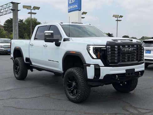 Used 2026 GMC Sierra 2500 Denali Ultimate AWD/4WD image 1
