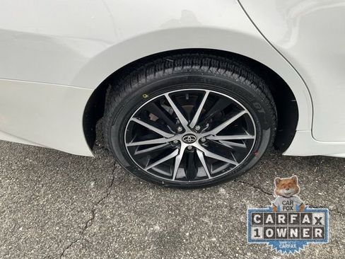 Used 2023 Toyota Camry SE image 7