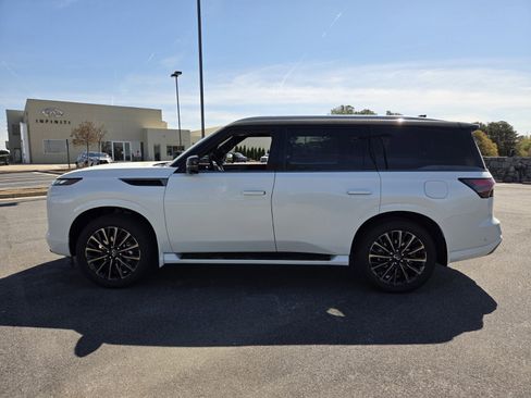 New 2026 INFINITI QX80 Autograph w/ Premium Cargo Package AWD/4WD image 9
