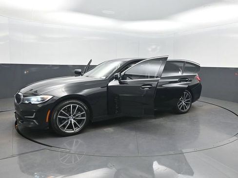 Used 2020 BMW 330i xDrive Sedan w/ Convenience Package image 37
