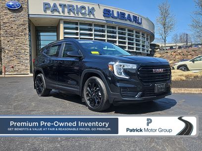 Used 2023 GMC Terrain SLE w/ Driver Convenience Package