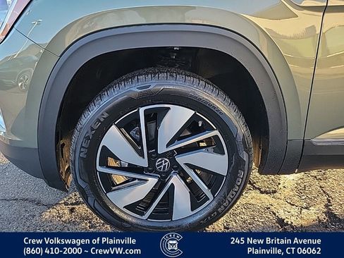 New 2026 Volkswagen Atlas SEL image 17