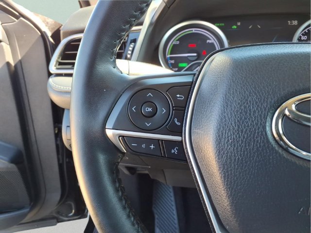 Used 2022 Toyota Camry XLE FWD image 16