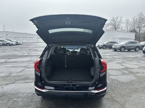 Used 2021 GMC Terrain SLT image 21