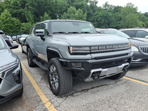 Used 2025 GMC Hummer EV 3X AWD/4WD image 4