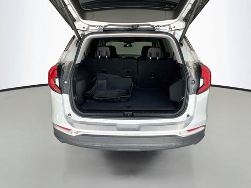 Used 2020 GMC Terrain SLT w/ Preferred Package FWD image 25
