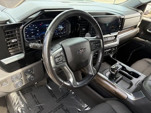 Used 2023 Chevrolet Silverado 1500 LT Trail Boss w/ LPO, Dark Essentials Package AWD/4WD image 23