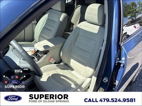 Used 2024 GMC Terrain Denali w/ Denali Premium Package AWD/4WD image 22
