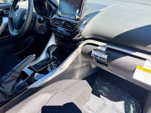 New 2025 Mitsubishi Eclipse Cross LE image 27