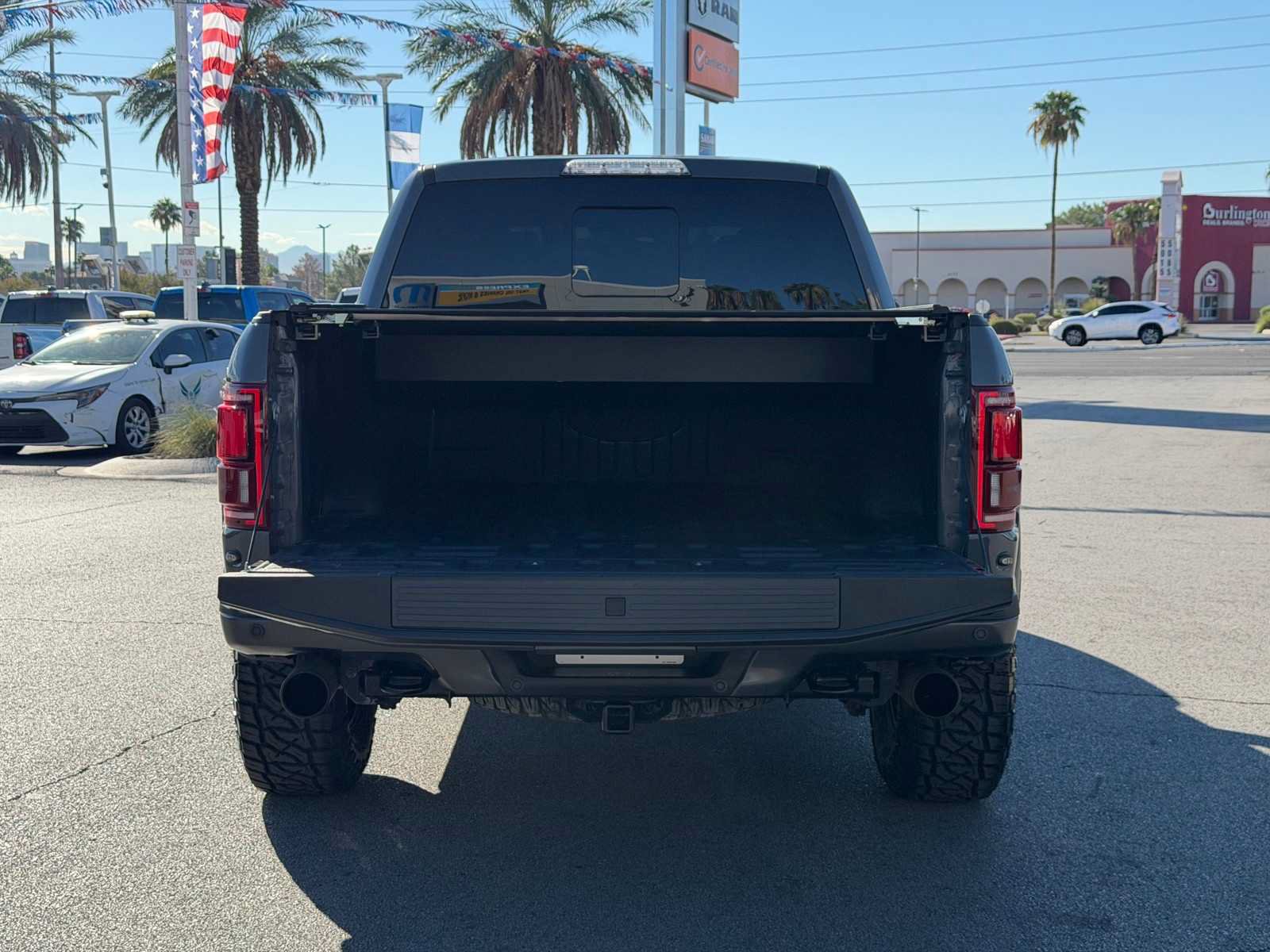 Used 2020 Ford F150 Raptor w/ Equipment Group 802A Luxury AWD/4WD image 34