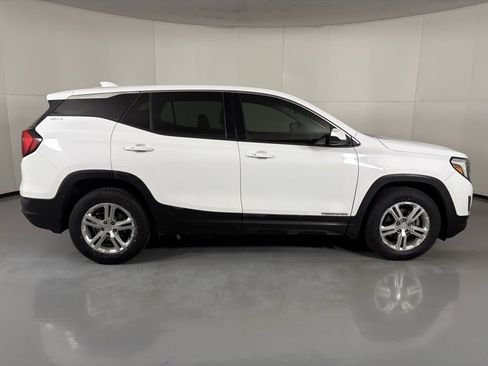 Used 2018 GMC Terrain SLE image 9