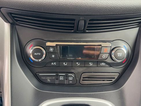 Used 2016 Ford C-MAX SE w/ Interior Protection Package image 24