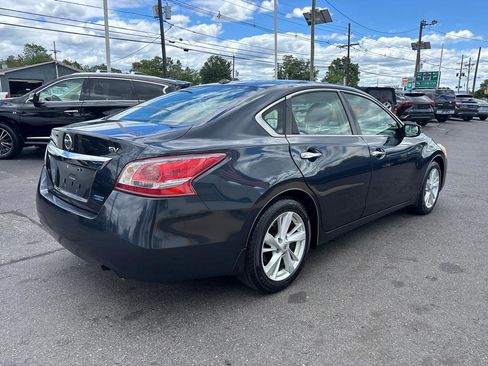 Used 2013 Nissan Altima 2.5 SV FWD image 6