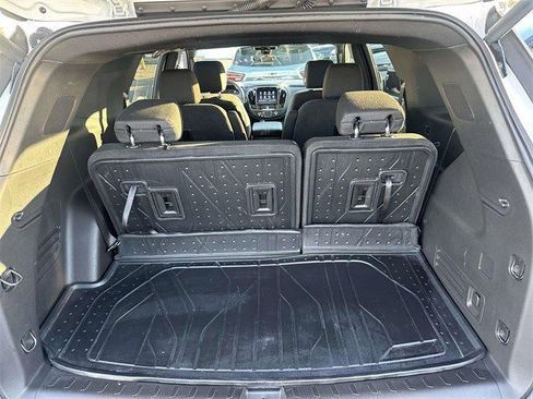 Certified 2023 Chevrolet Traverse LT w/ Midnight/Sport Edition image 10
