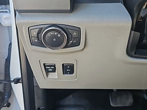 Used 2019 Ford F150 XLT w/ Equipment Group 301A Mid image 19