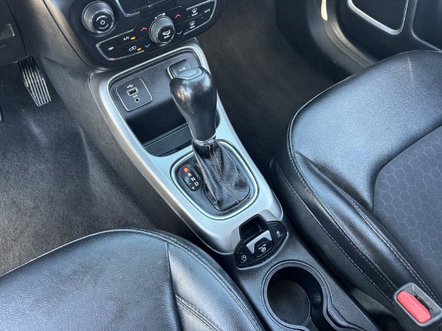Used 2018 Jeep Compass Latitude w/ Popular Equipment Group FWD image 25