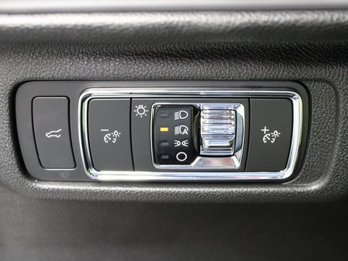 Used 2022 Lincoln Corsair Reserve w/ Elements Package image 46