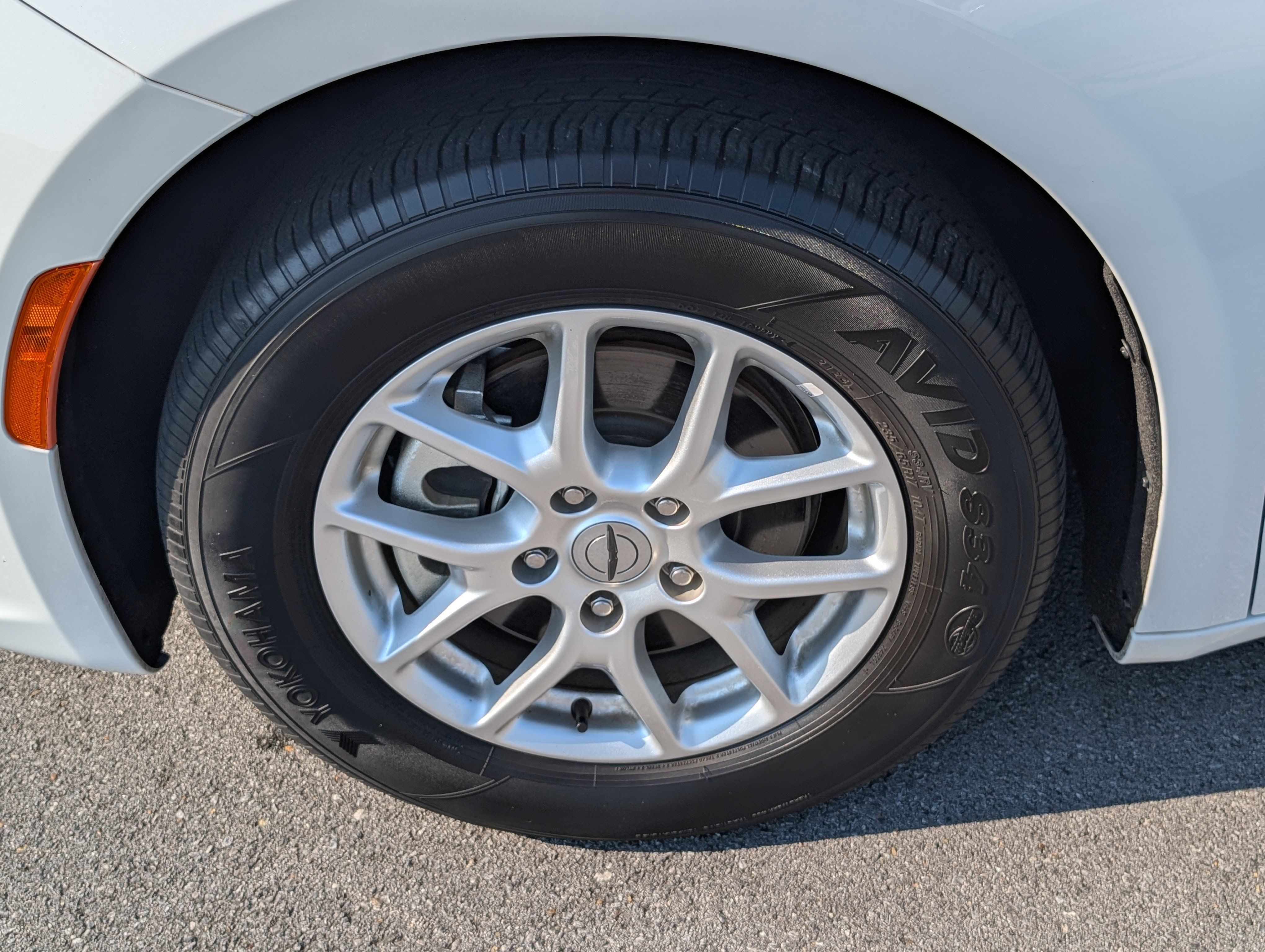 Used 2025 Chrysler Pacifica Select FWD image 26