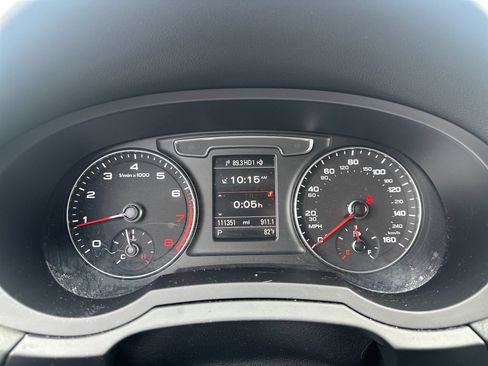 Used 2017 Audi Q3 2.0T Prestige w/ Prestige Package AWD/4WD image 19