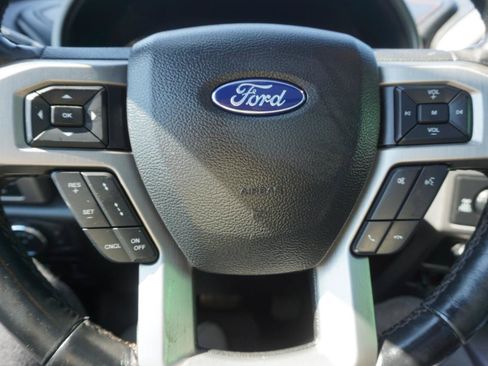 Used 2019 Ford F150 Platinum w/ Equipment Group 701A Luxury AWD/4WD image 22