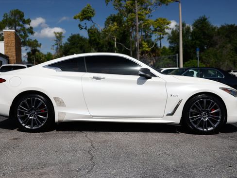 Used 2017 INFINITI Q60 Red Sport 400 AWD/4WD image 14