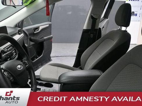 Used 2022 Ford Escape SE w/ SE Sport Appearance Package AWD/4WD image 19
