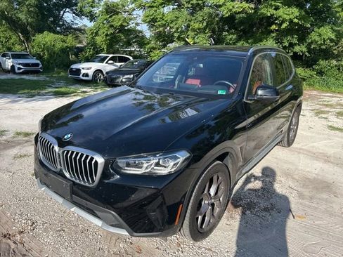 Used 2023 BMW X3 xDrive30i w/ Premium Package w/ZPA AWD/4WD image 2